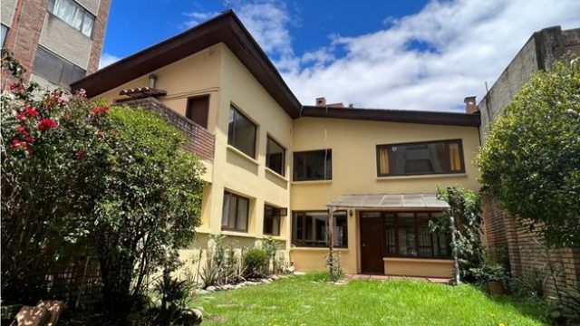 CASA-DUPLEX-en-arriendo-para-OFICINA-o-CONSULTORIO-330MT2-Rincon-del-Chico-Bogota-2