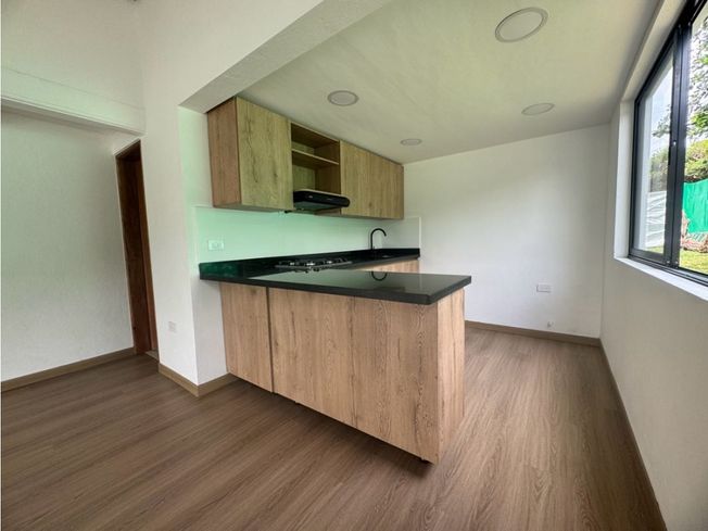 Casa-campestre-en-arriendo-Rionegro-Sector-Batallon-Juan-del-Corral-Antioquia-8