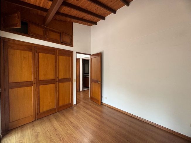 Casa-en-arriendo-en-Envigado-Sector-Cumbres-La-Inmaculada-Envigado-Antoquia-5