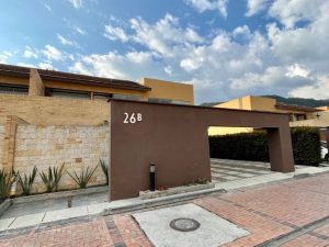 Villa en Arriendo los pinos casa 26b Cajica Cundinamarca