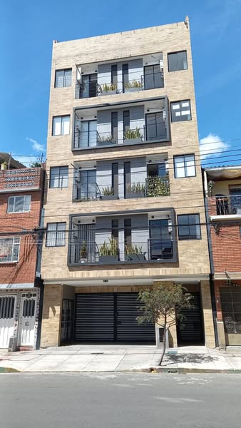 555439853_10237328883697642_7643353453261070194_n