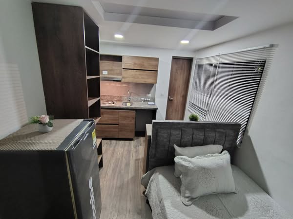 565710904_25049260804686284_1470723755102845627_n