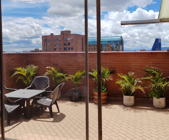 547803455_1297715998715272_4185789952818977652_n