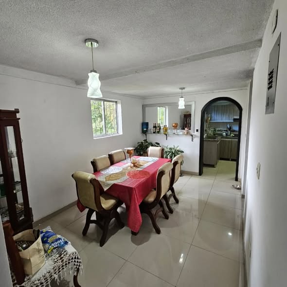 584410031_122203825094728821_998370966382947689_n-1