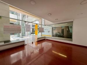 ARRIENDO LOCAL COMERCIAL EN BULEVAR NIZA
