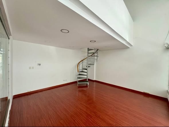 594963178_10239943622517112_8384106633554926039_n-1