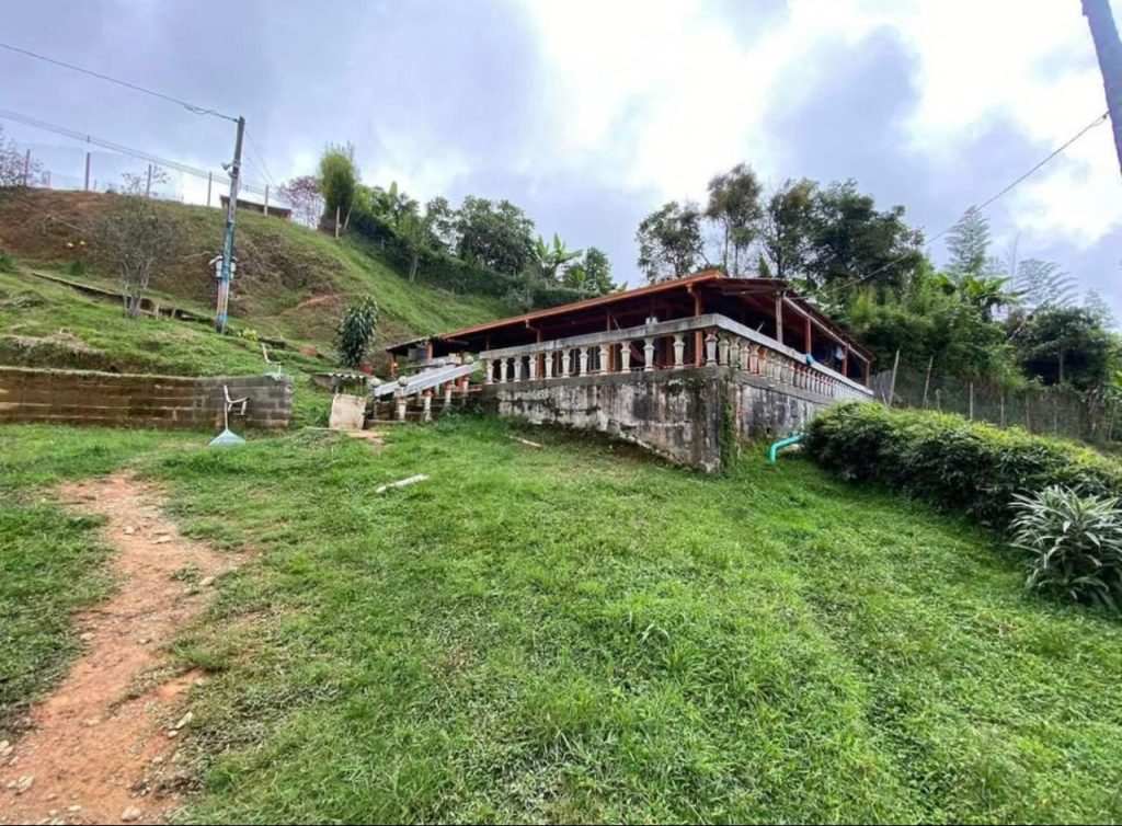 Imagen-de-WhatsApp-2025-10-25-a-las-14.10.47_7022b92e