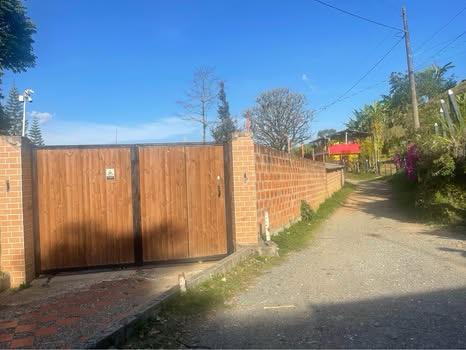 Imagen-de-WhatsApp-2025-10-25-a-las-14.10.47_f14f0e23