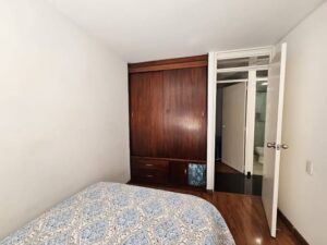Se Vende apartamento de 48 m2, ubicado en el barrio Hayuelos,de la localidad de Fontibón,
